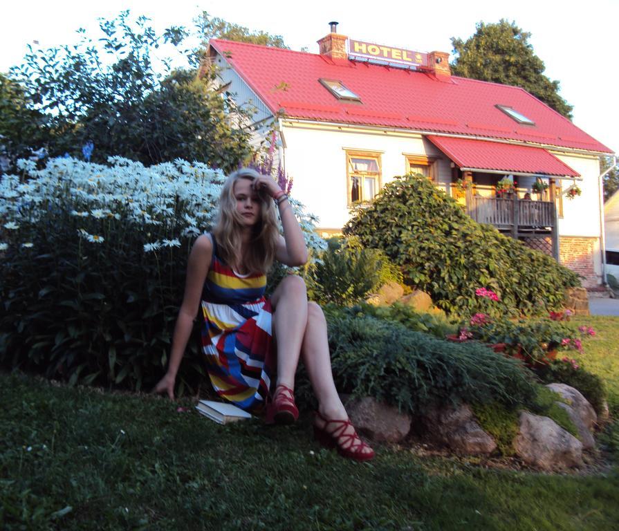 Saule Hotel Talsi Kültér fotó