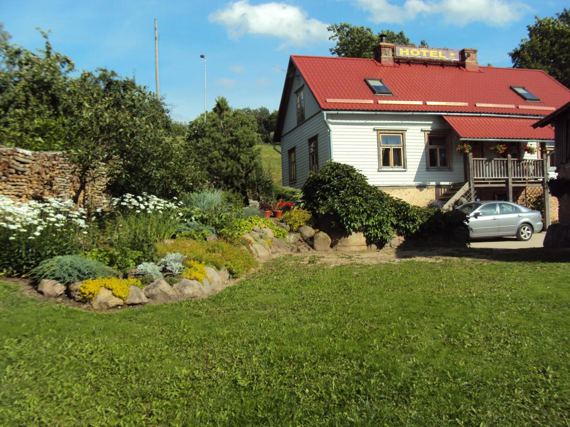 Saule Hotel Talsi Kültér fotó