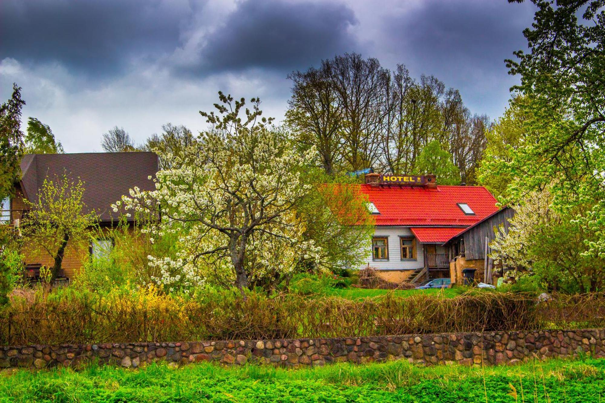 Saule Hotel Talsi Kültér fotó