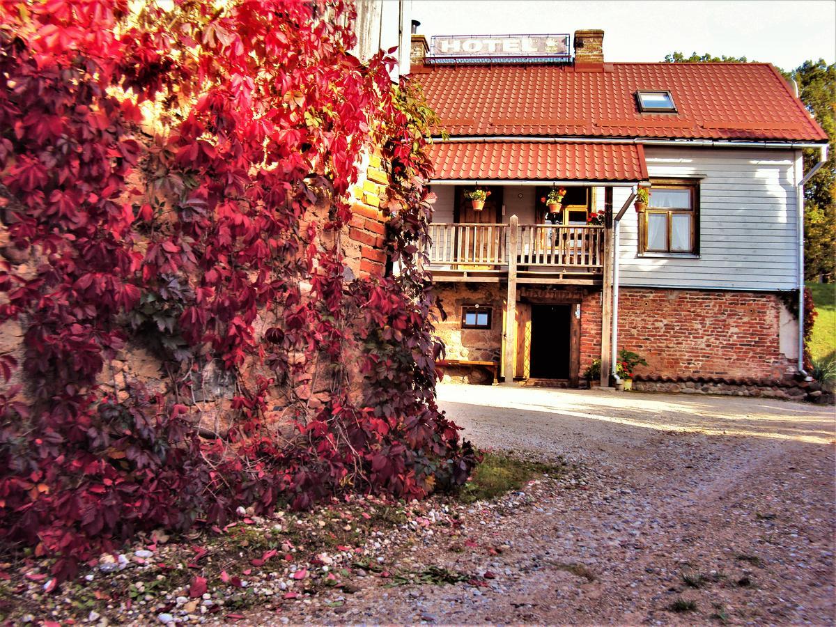 Saule Hotel Talsi Kültér fotó